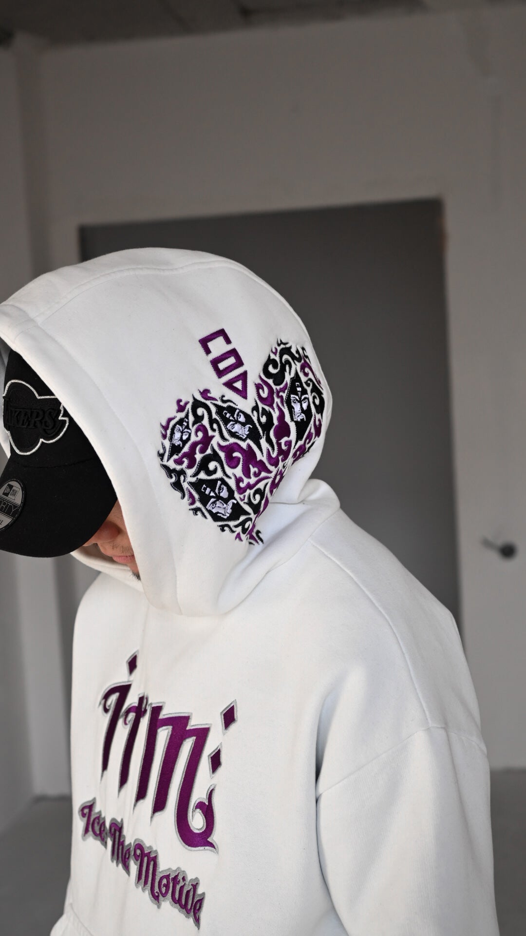 Ice: The Motive "The Heart Throb" hoodie white