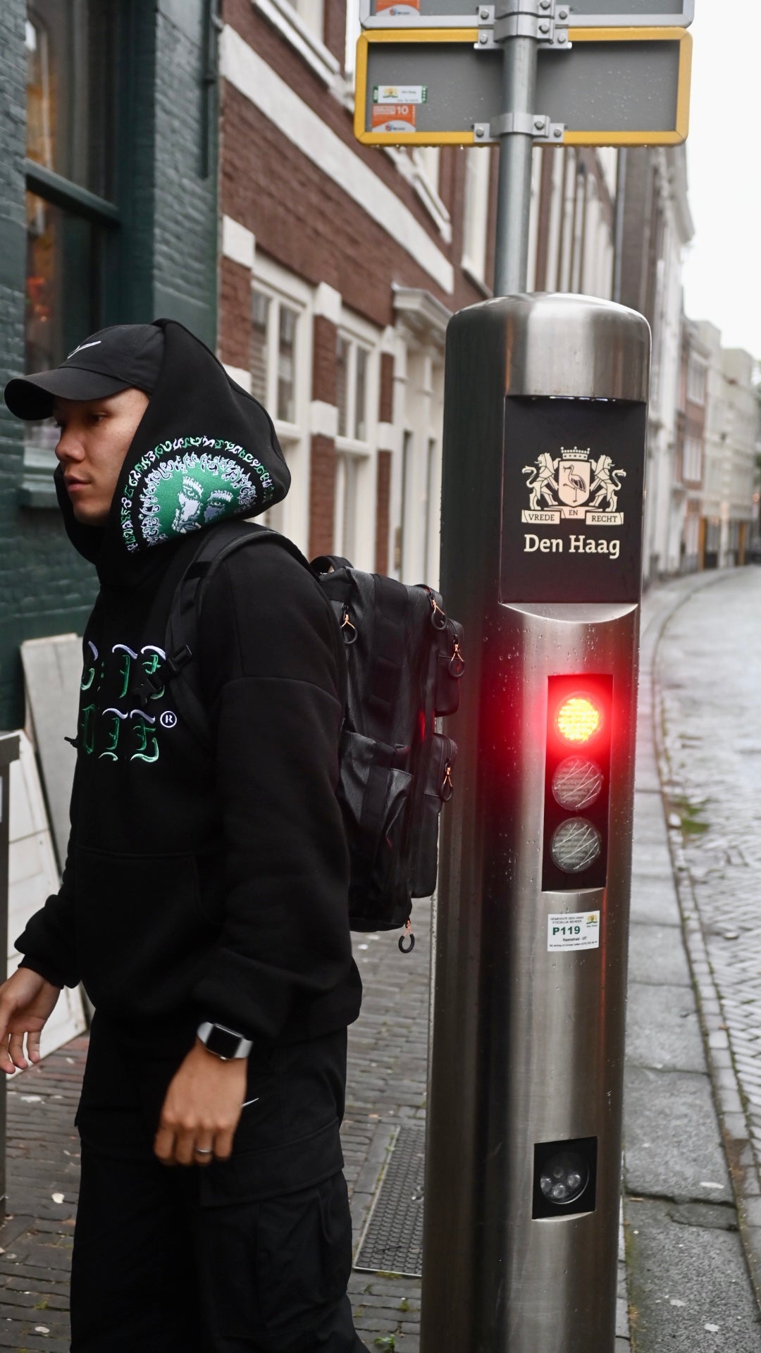 Ice: The Motive "The Solar Era" hoodie black